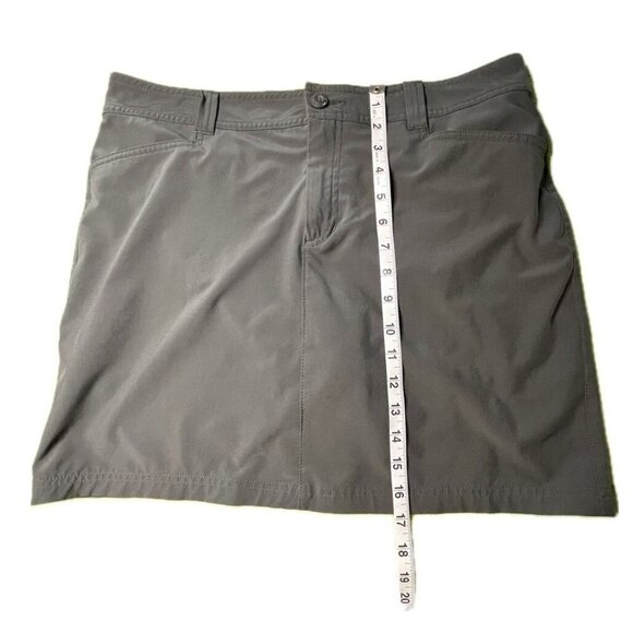 Eddie Bauer Women's Adventurer Skirt With Built-in Shorts In Gray Size 10 - Picture 5 of 8